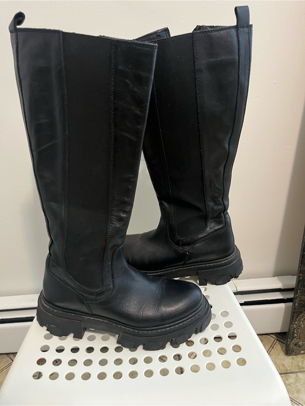 STEVE MADDEN BLACK LEATHER Size 38